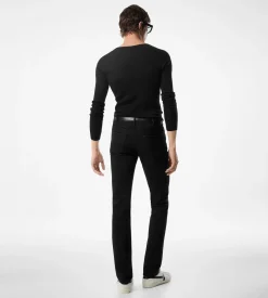 BLACK STRETCH STRAIGHT FIT DENIM