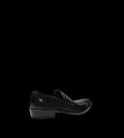BRUSHED LEATHER LOAFER