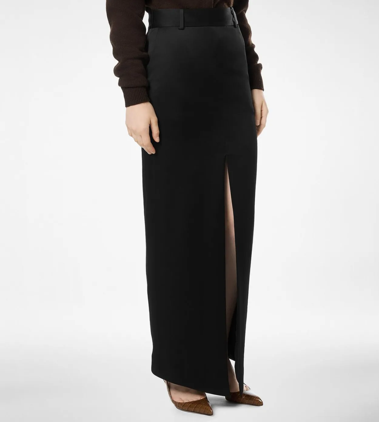 CREPE ENVERS SATIN TAILORED SKIRT