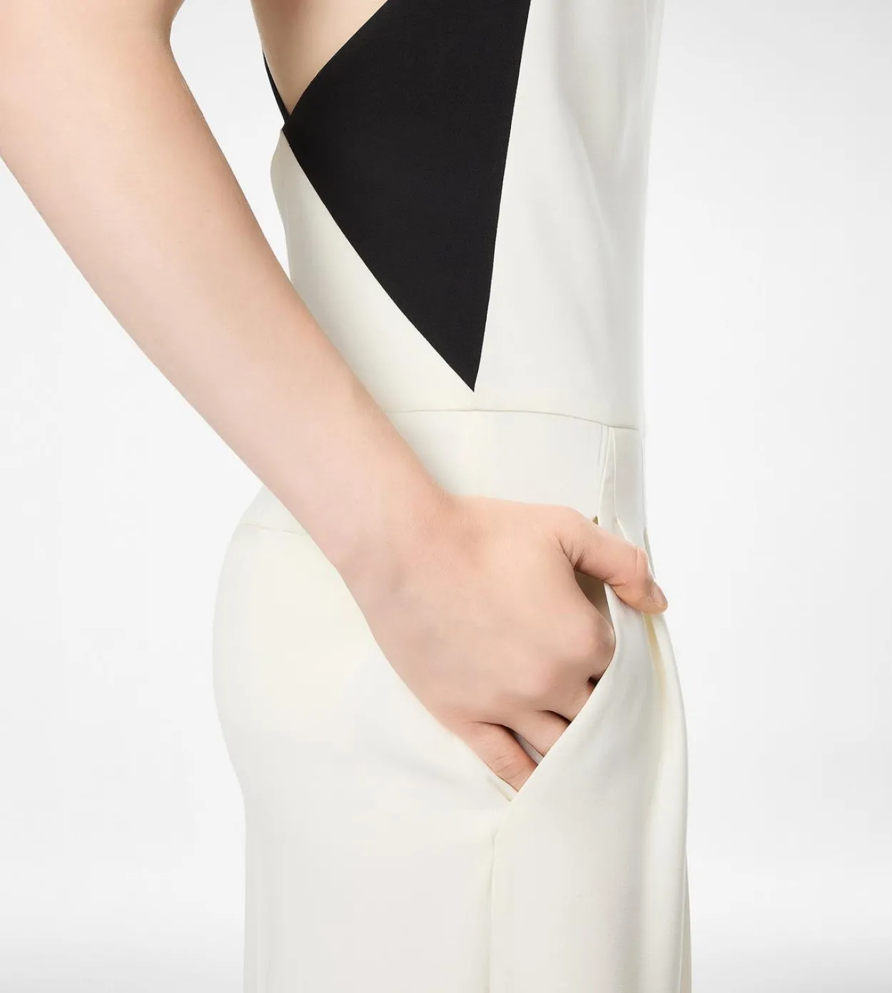 DOUBLE GEORGETTE STRETCH CAMISOLE JUMPSUIT