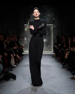 FULL NEEDLE FINE CASHMERE SILK CREWNECK COLUMN DRESS