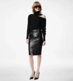 KNEE-LENGTH DIAGONAL ZIP LEATHER SKIRT