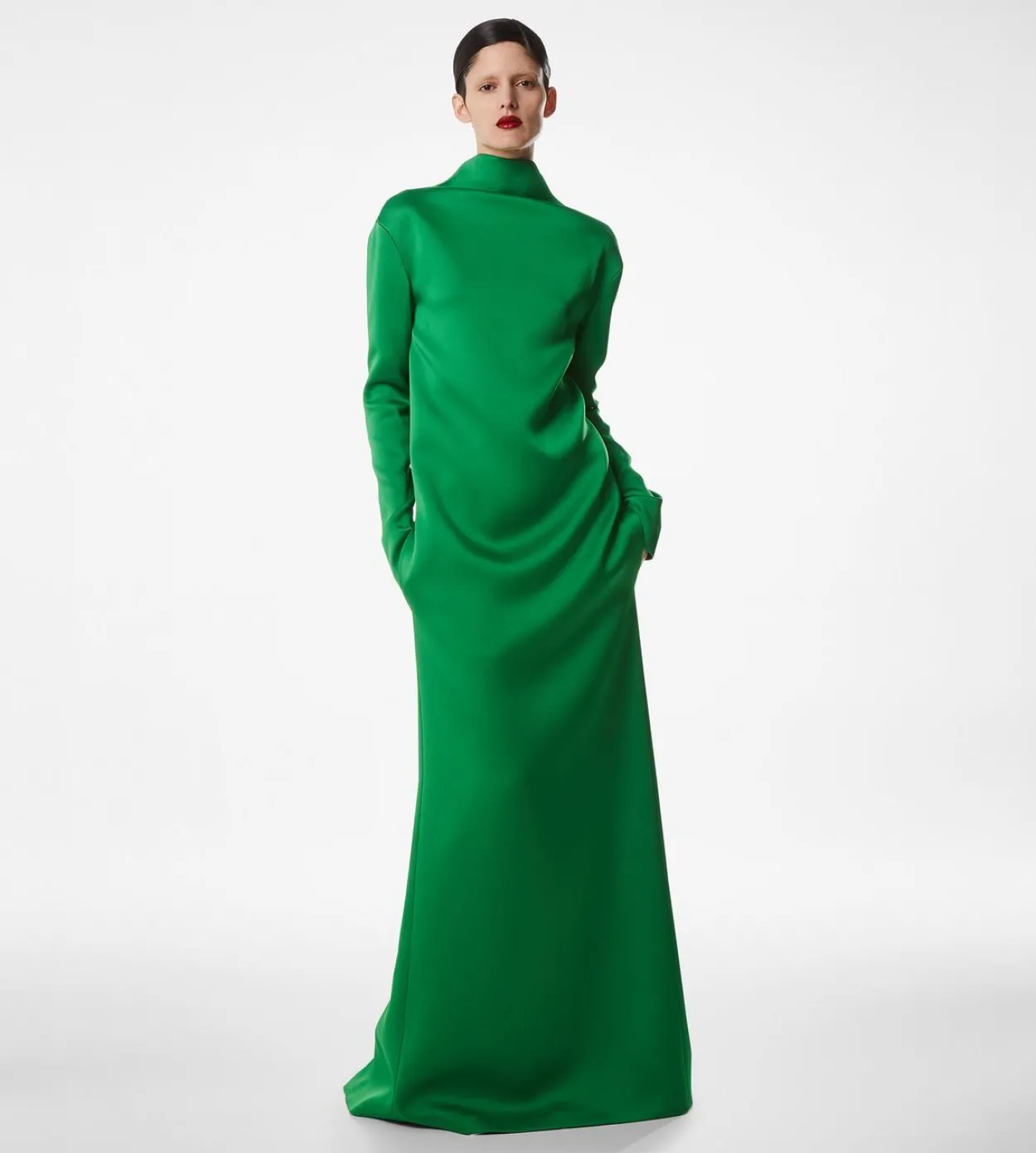SHINY CREPE MOCK NECK COLUMN EVENING DRESS