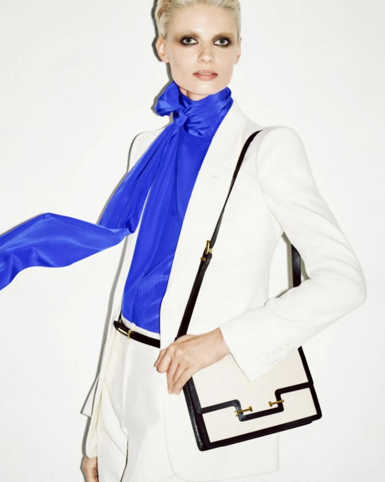 SILK HALTERNECK LAVALLIERE TOP WITH PLISSE DETAIL