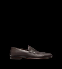SOFT SUPPLE LEATHER GIGI TWISTED BAND LOAFER